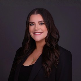 Alexa Ovenshire, Senior Social Media Specialist | Drata Inc.